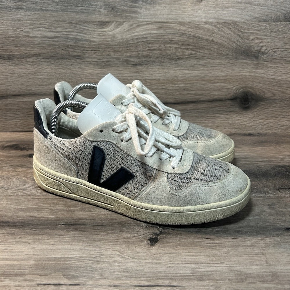 Veja V-10 Sneakers Mens 9 White Leather Suede Casual Lace Up Shoes No Insoles